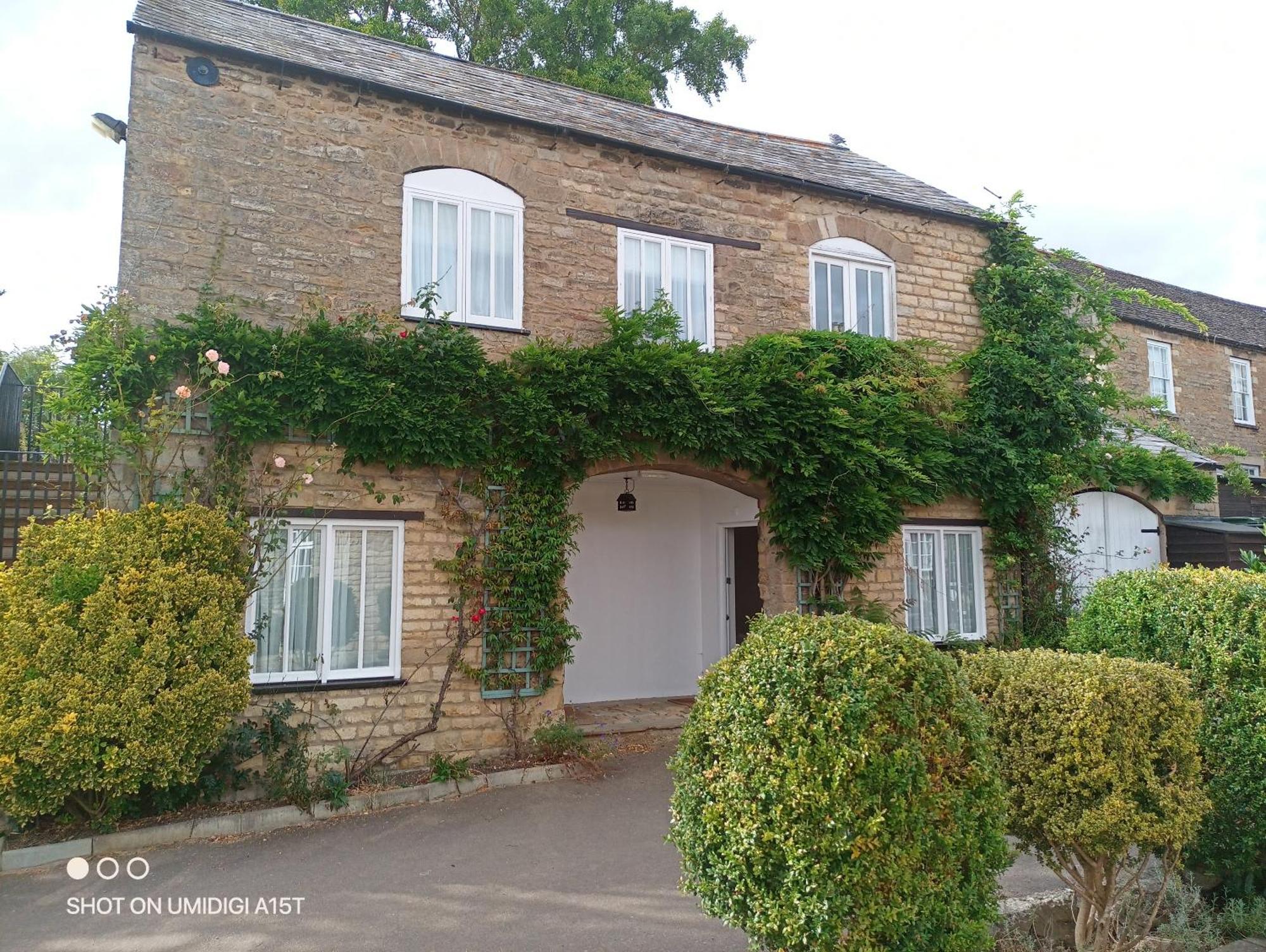 The Ship Inn Oundle Exterior foto