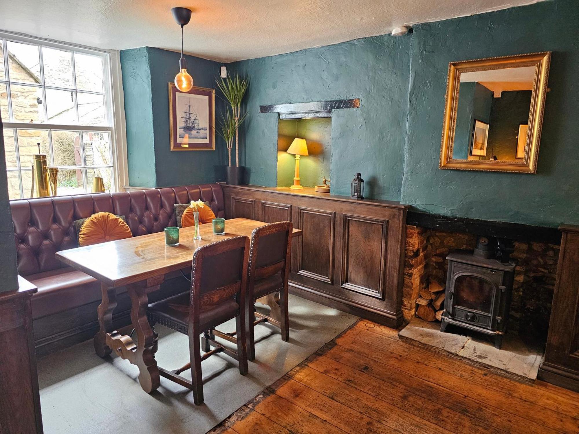 The Ship Inn Oundle Exterior foto